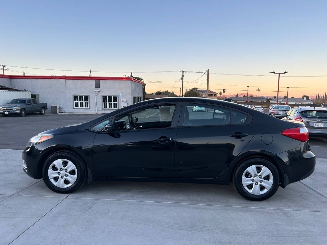 2014 Kia Forte for sale at Magic Auto Sales in Hesperia, CA