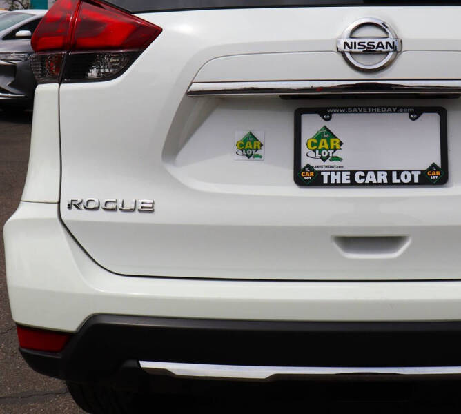 2018 Nissan Rogue S
