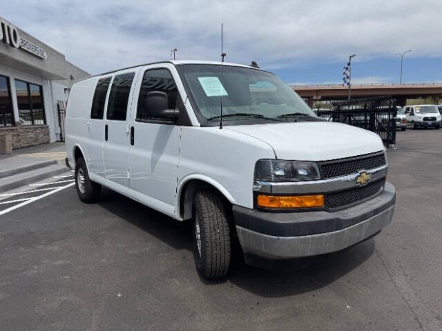 2023 Chevrolet Express 2500