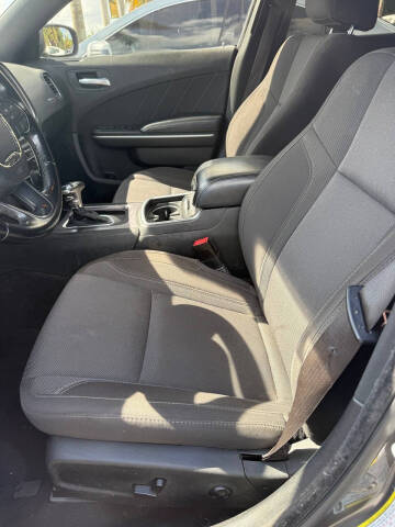 2019 Dodge Charger SXT