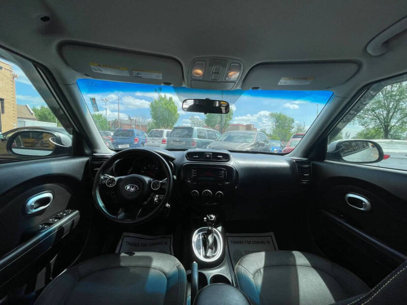 2016 Kia Soul +