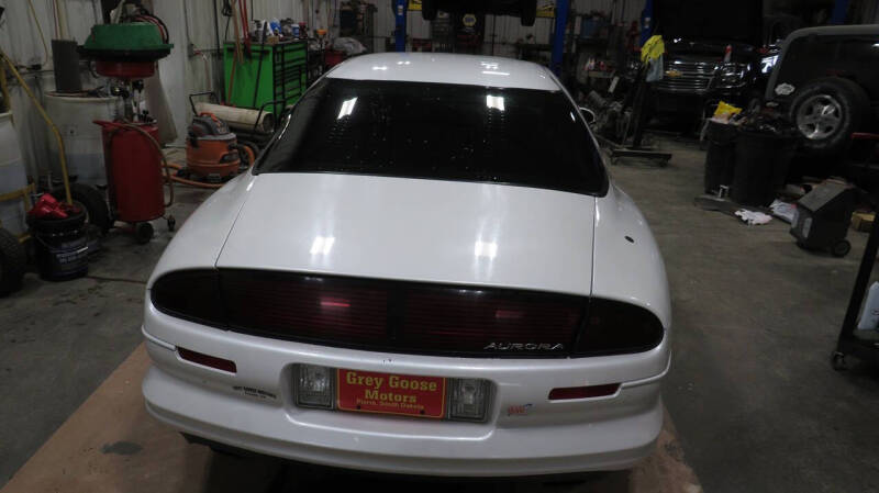 1999 Oldsmobile Aurora