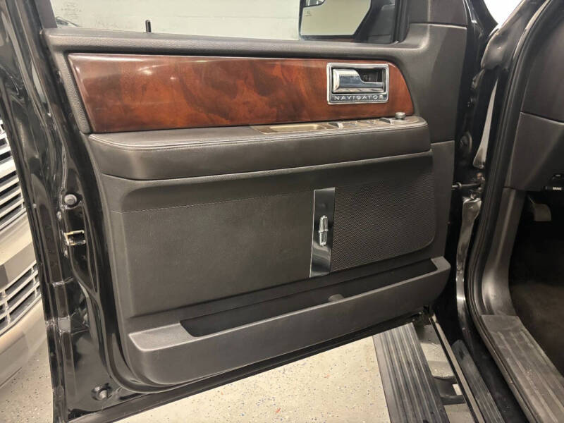 2014 Lincoln Navigator