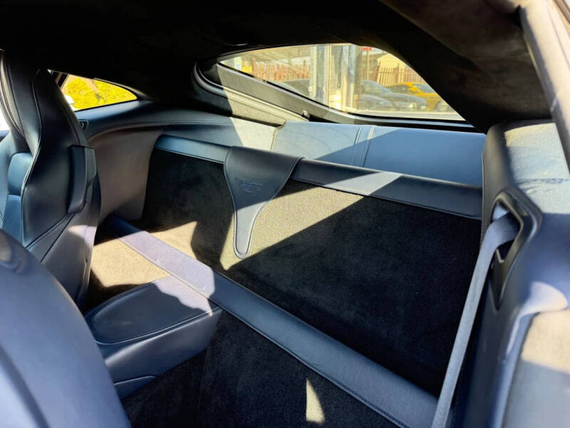 2020 Aston Martin Vantage