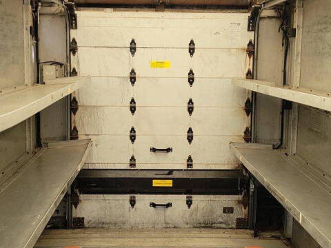 2004 Freightliner MT45 Chassis