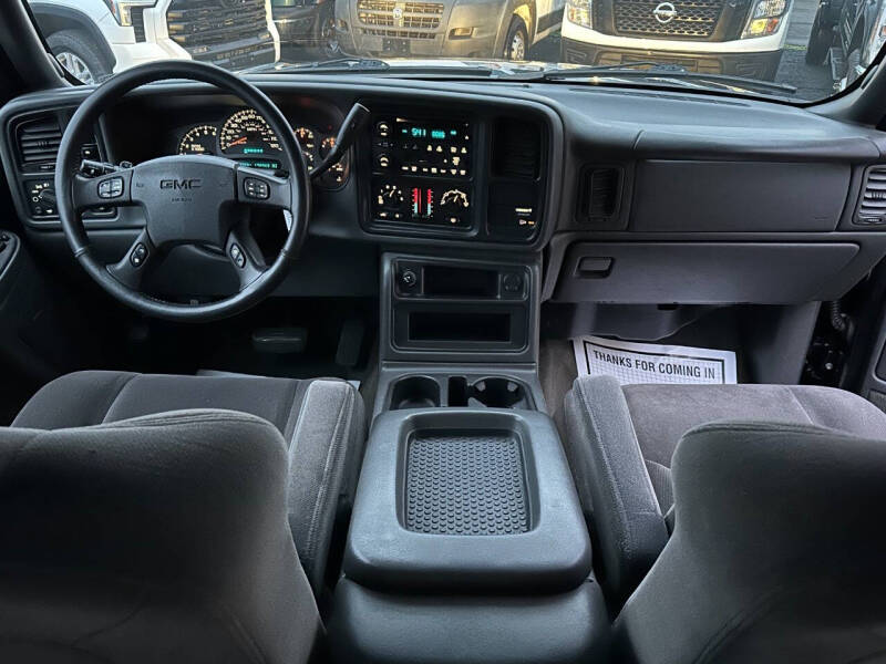 2004 GMC Sierra 1500 SLE