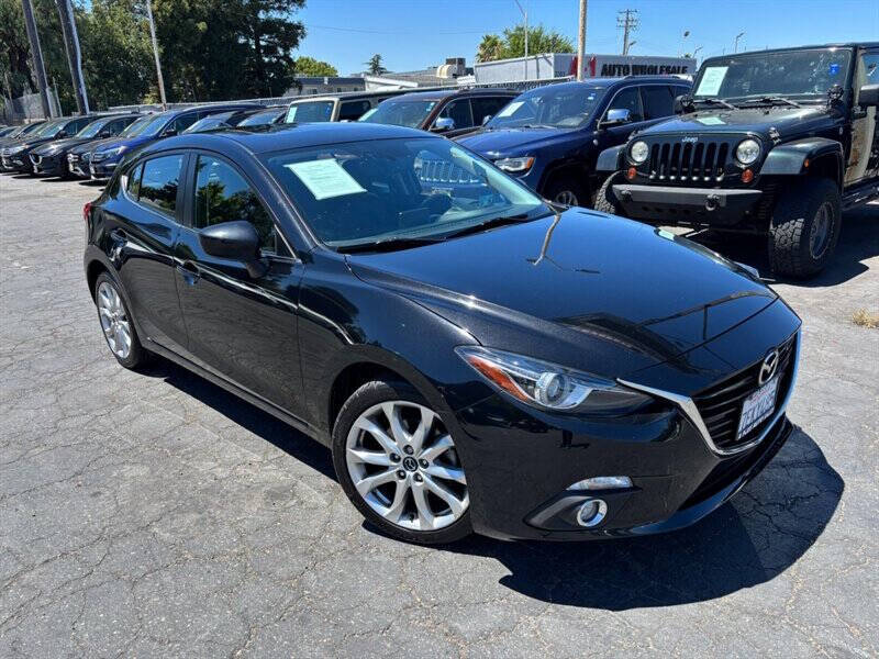 2016 Mazda MAZDA3 s Grand Touring