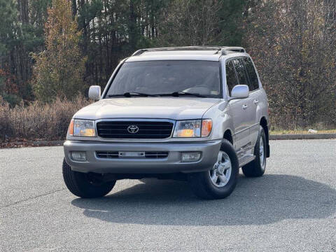 2000 Toyota Land Cruiser for sale at Apex Autos Inc. in Fredericksburg VA