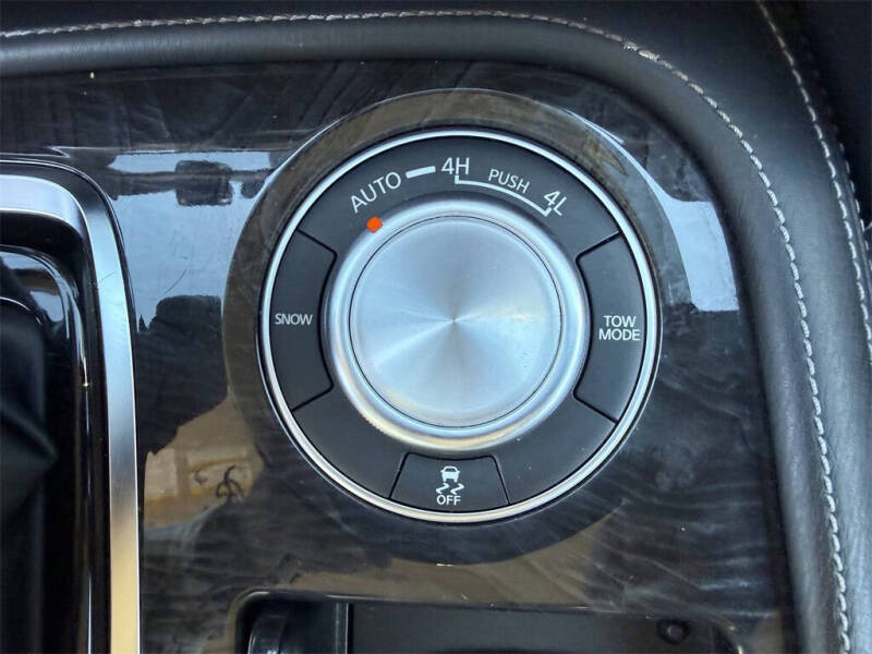 2022 Infiniti QX80 Luxe