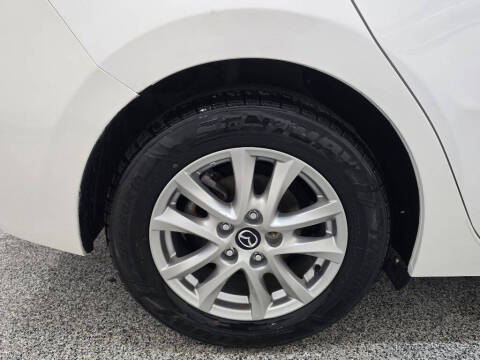 2017 Mazda MAZDA3 Sport