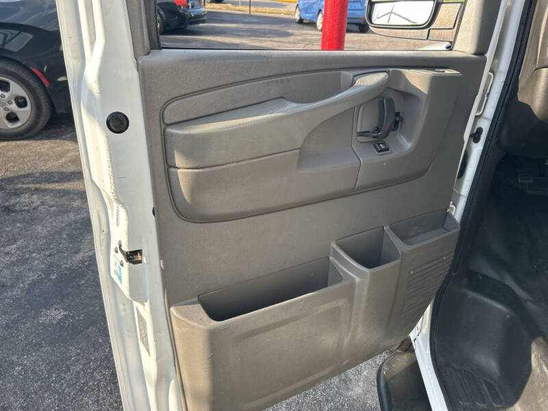 2015 GMC Savana 2500