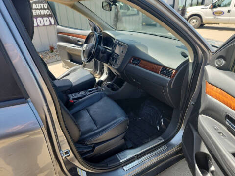 2014 Mitsubishi Outlander SE