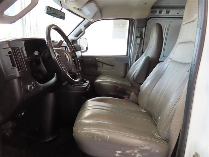2021 Chevrolet Express 2500
