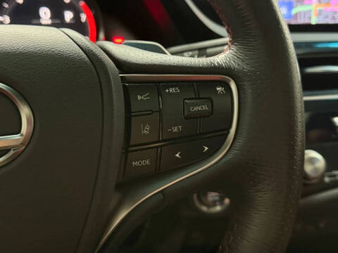 2023 Lexus ES 350 F SPORT Handling