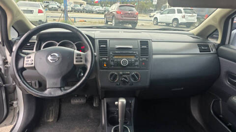 2009 Nissan Versa 1.8 SL