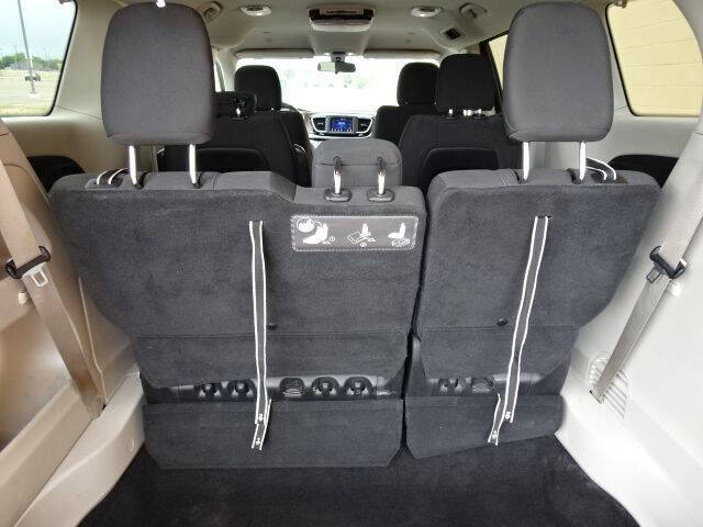 2018 Chrysler Pacifica LX