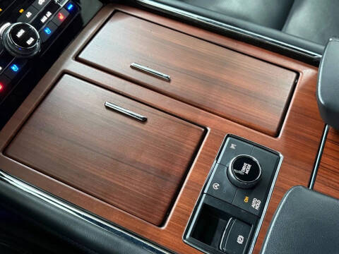 2023 Lincoln Navigator L Standard