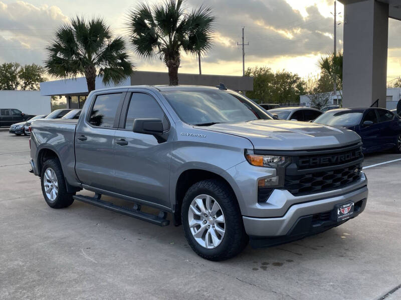 2023 Chevrolet Silverado 1500 Custom