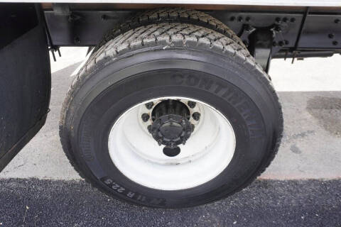 2018 Freightliner M2 106