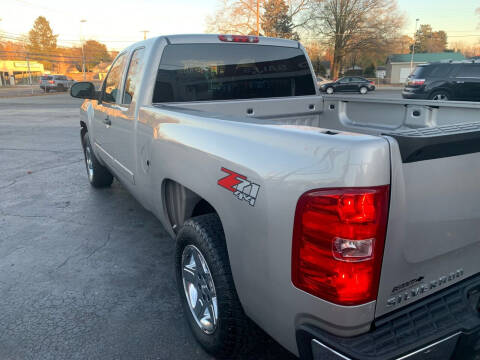 2008 Chevrolet Silverado 1500 for sale at Roberts Auto Sales in Millville NJ