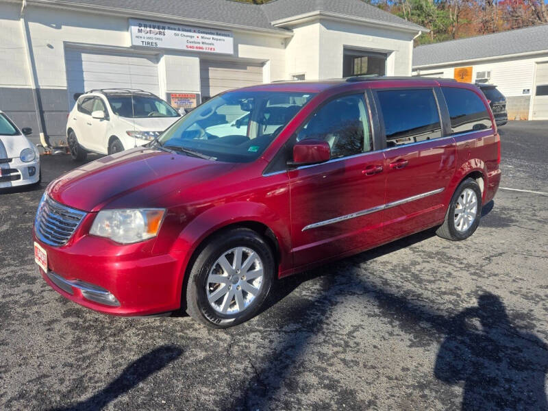 2013 Chrysler Town and Country Touring