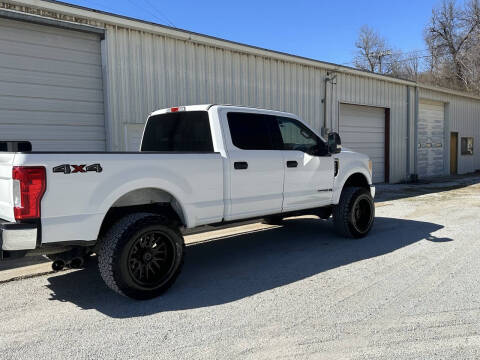 2017 Ford F-250 Super Duty for sale at B&B AUTOMOTIVE LLC in Harrison AR