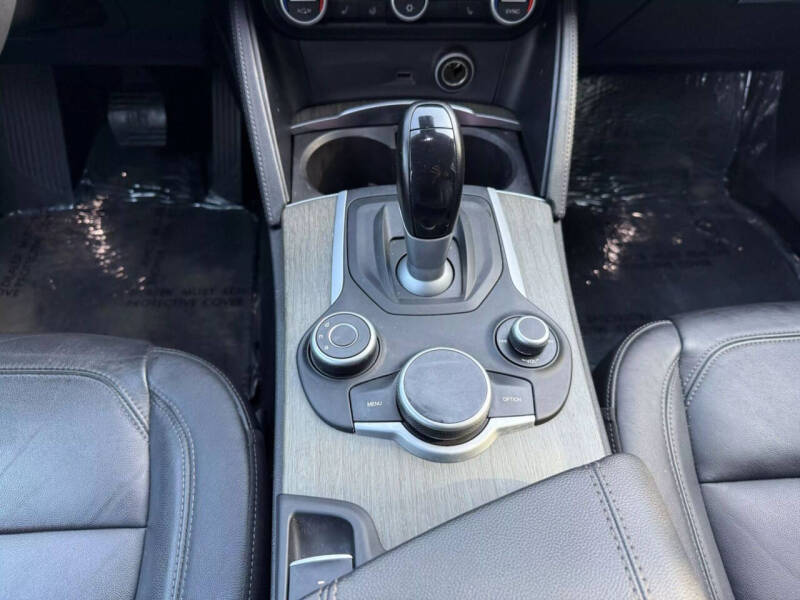 2018 Alfa Romeo Stelvio Ti