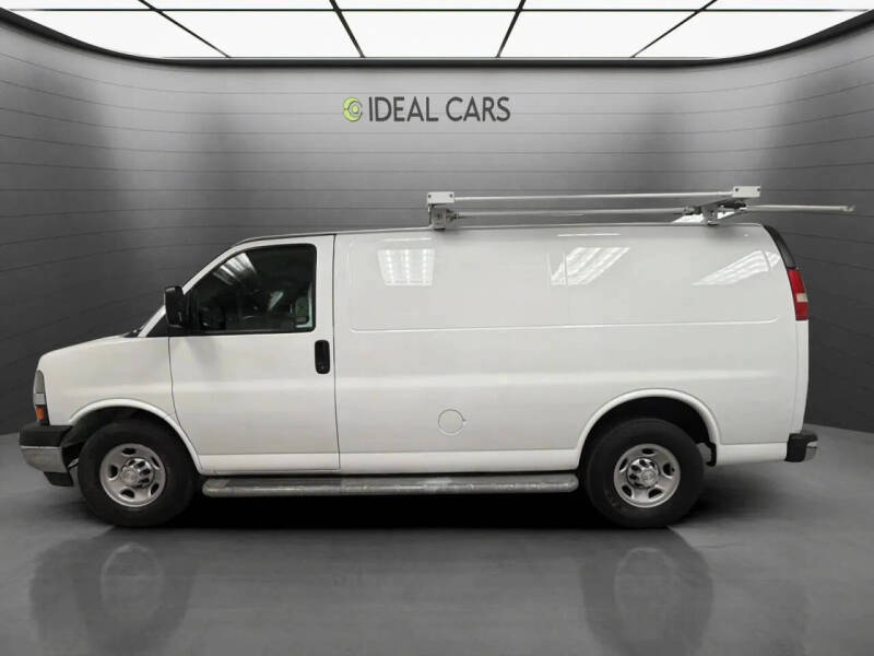 2019 Chevrolet Express 2500