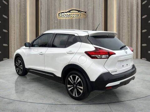 2020 Nissan Kicks SR
