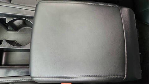 2022 Jaguar F-PACE SVR