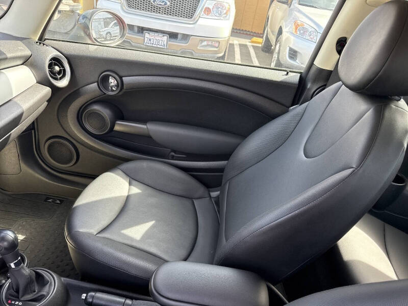 2014 MINI Clubman Cooper