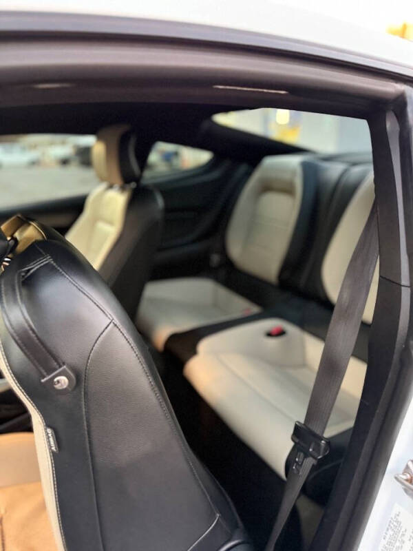 2015 Ford Mustang EcoBoost Premium