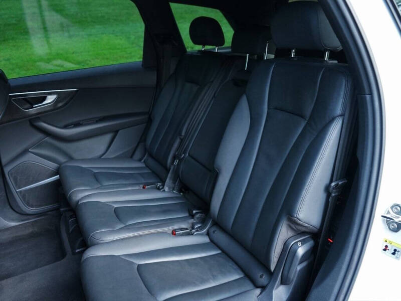 2021 Audi Q7 quattro Premium Plus 45 TFSI