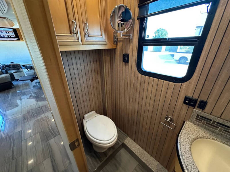 2014 Freightliner XCR Chassis