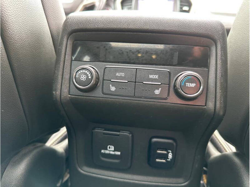 2017 GMC Acadia Denali