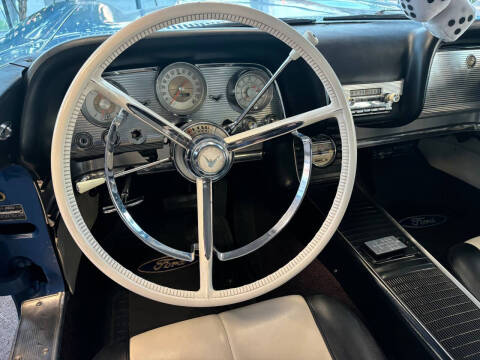 1960 Ford Thunderbird