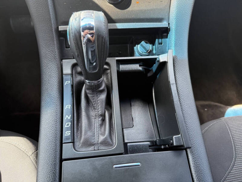 2015 Ford Taurus SEL