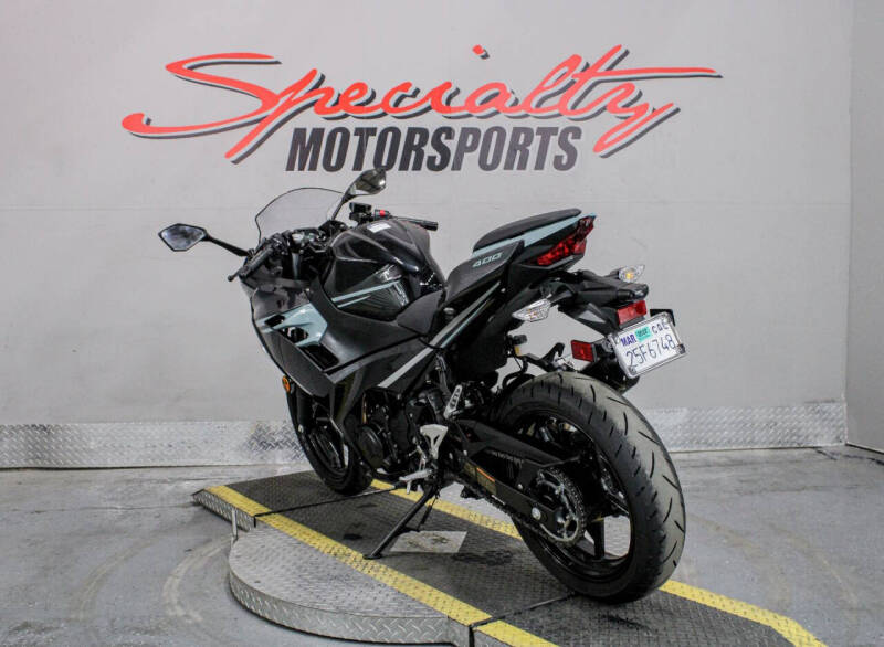 2020 Kawasaki Ninja 400