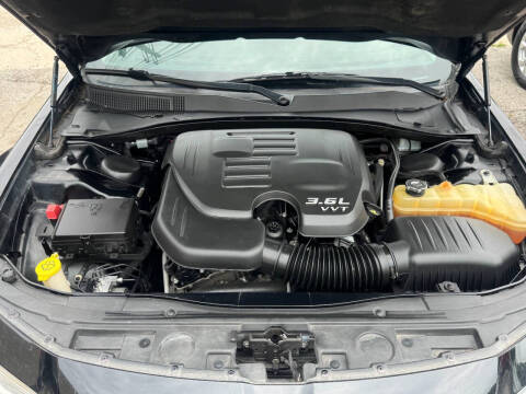 2016 Chrysler 300 Limited