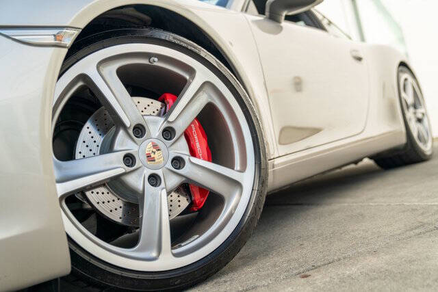 2012 Porsche 911 4