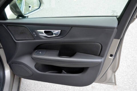 2019 Volvo S60 T6 Momentum