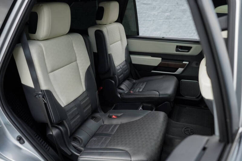 2024 Toyota Sequoia Capstone