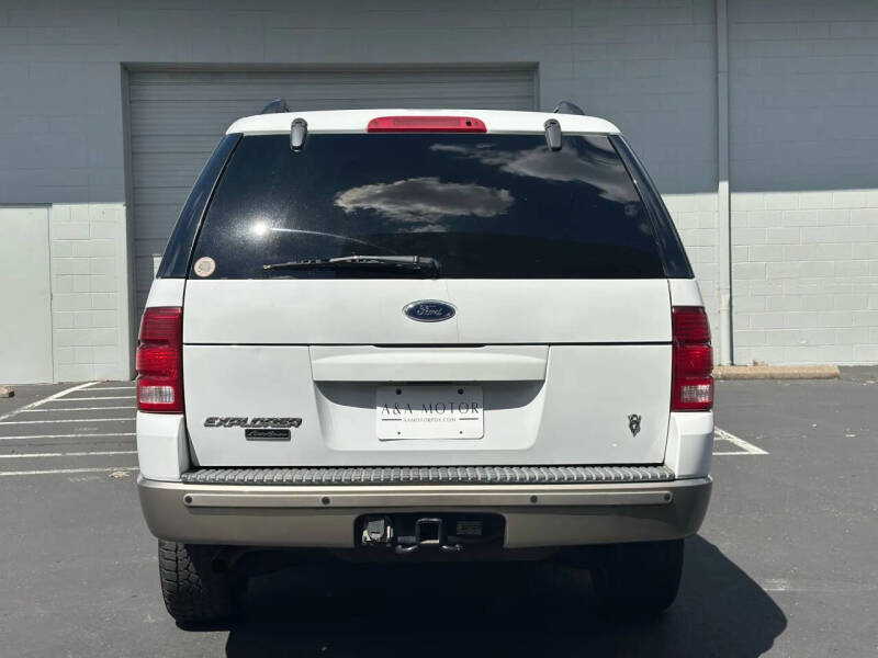 2004 Ford Explorer Eddie Bauer