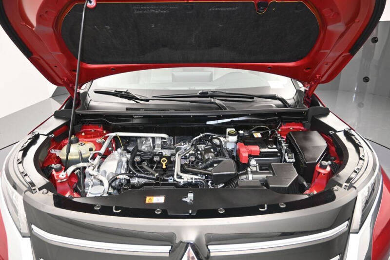 2025 Mitsubishi Outlander SEL