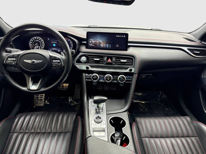 2023 Genesis G70