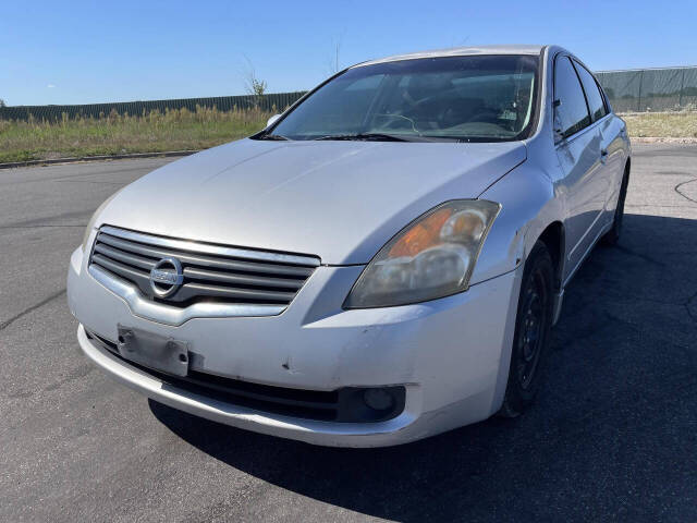 2007 Nissan Altima for sale at Twin Cities Auctions in Elk River, MN