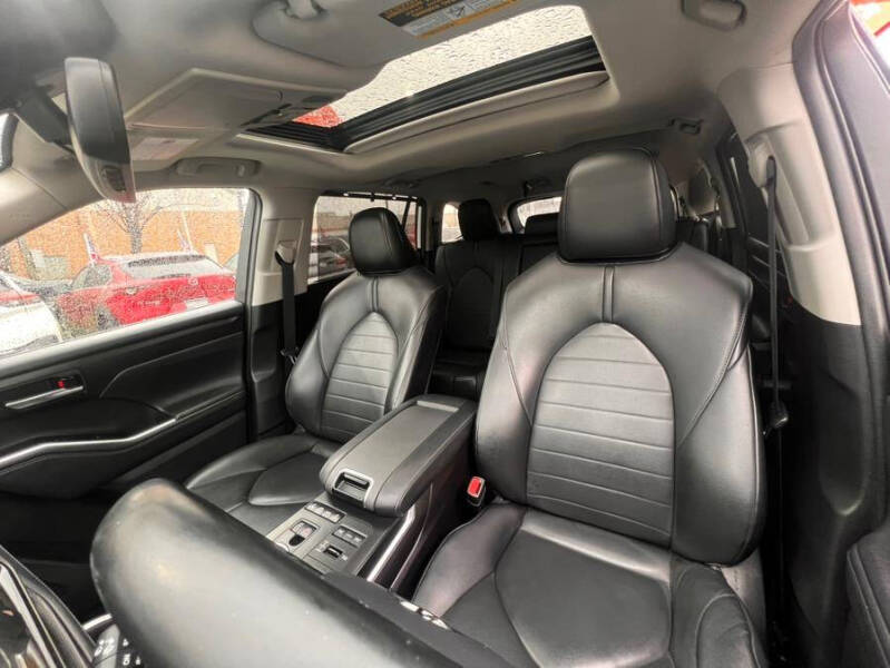 2021 Toyota Highlander XLE