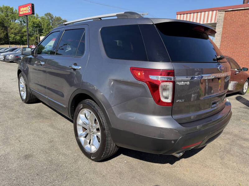 2011 Ford Explorer XLT