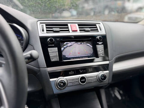2019 Subaru Outback 2.5i
