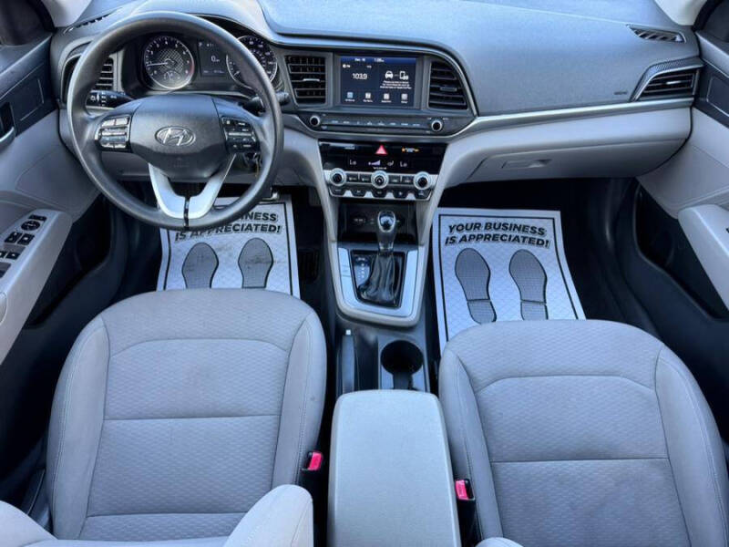 2020 Hyundai Elantra